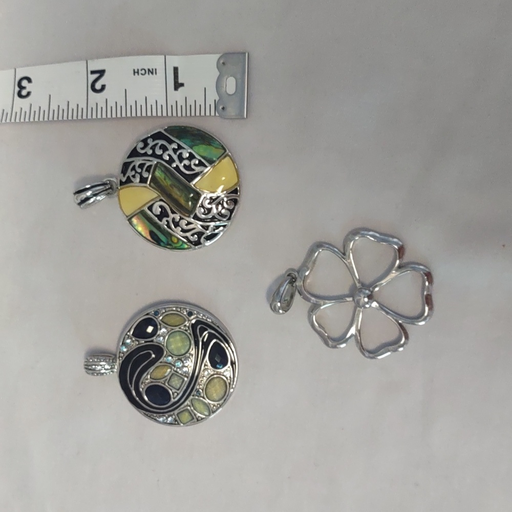Lot of 5 Lia Sophia Slides/ Pendants with Sheer Organza Gift Bags NWOT - Picture 10 of 16